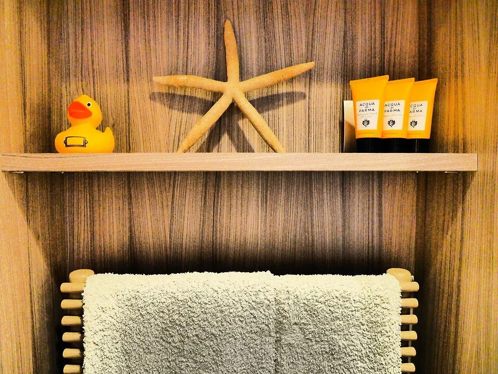Riverview Suite Βερόνα 0*,